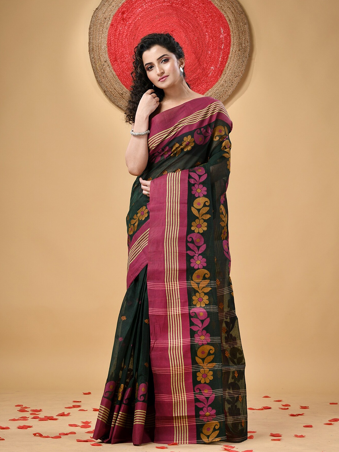 

DESH BIDESH Floral Woven Design Pure Cotton Taant Saree, Green