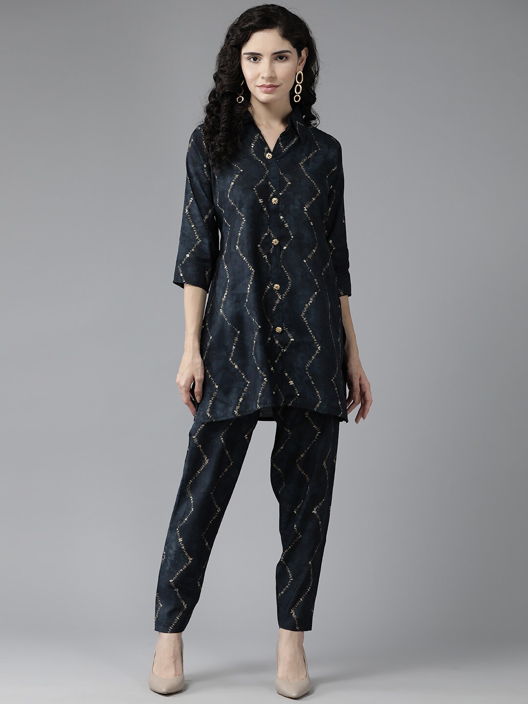 

BAESD Geometric Printed Regular Pure Cotton Kurti With Trousers, Navy blue