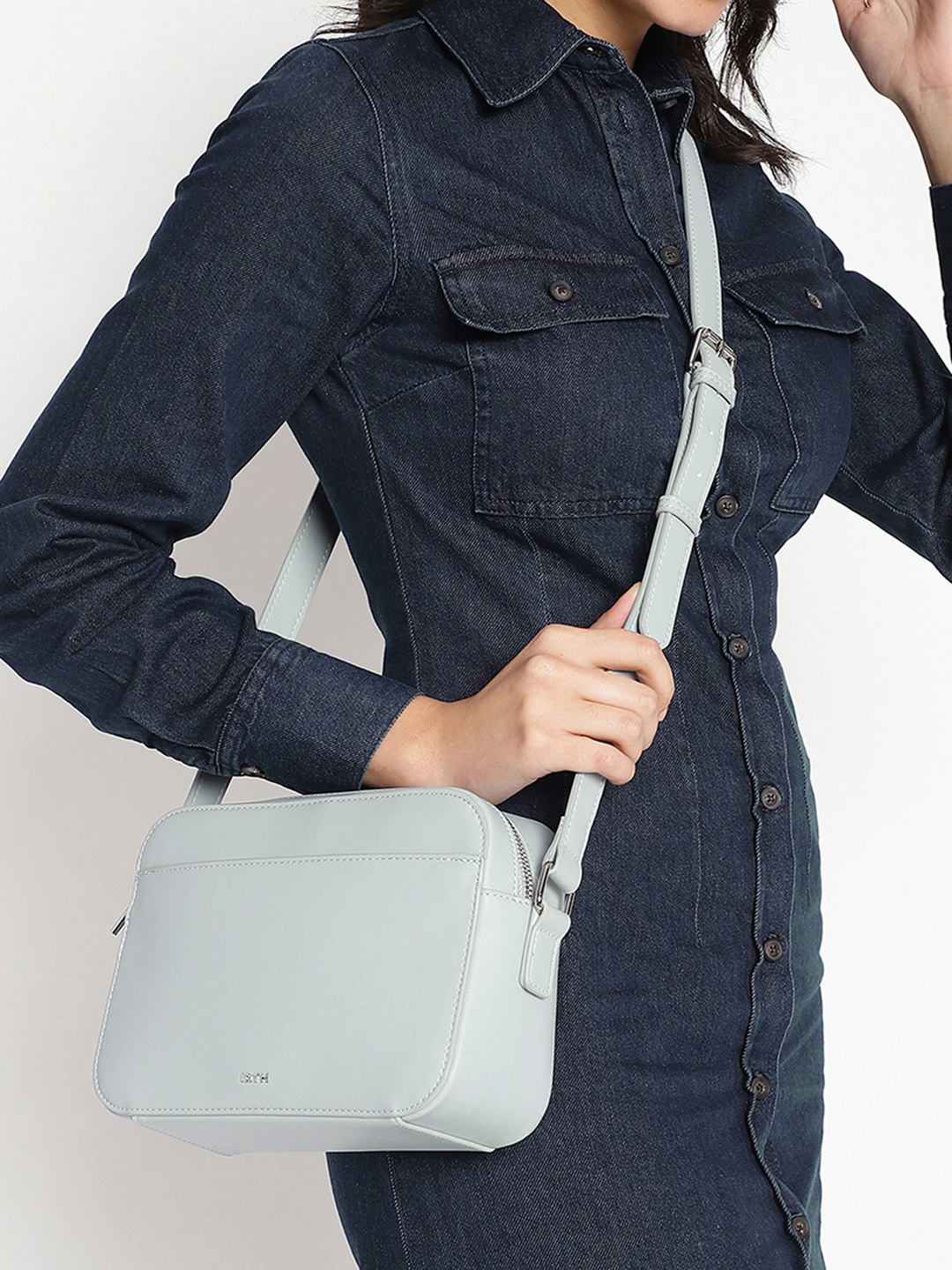 

IRTH Solid PU Structured Sling Bag, Blue