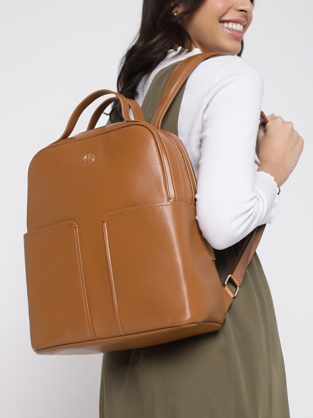 

IRTH Women Solid Backpack, Tan