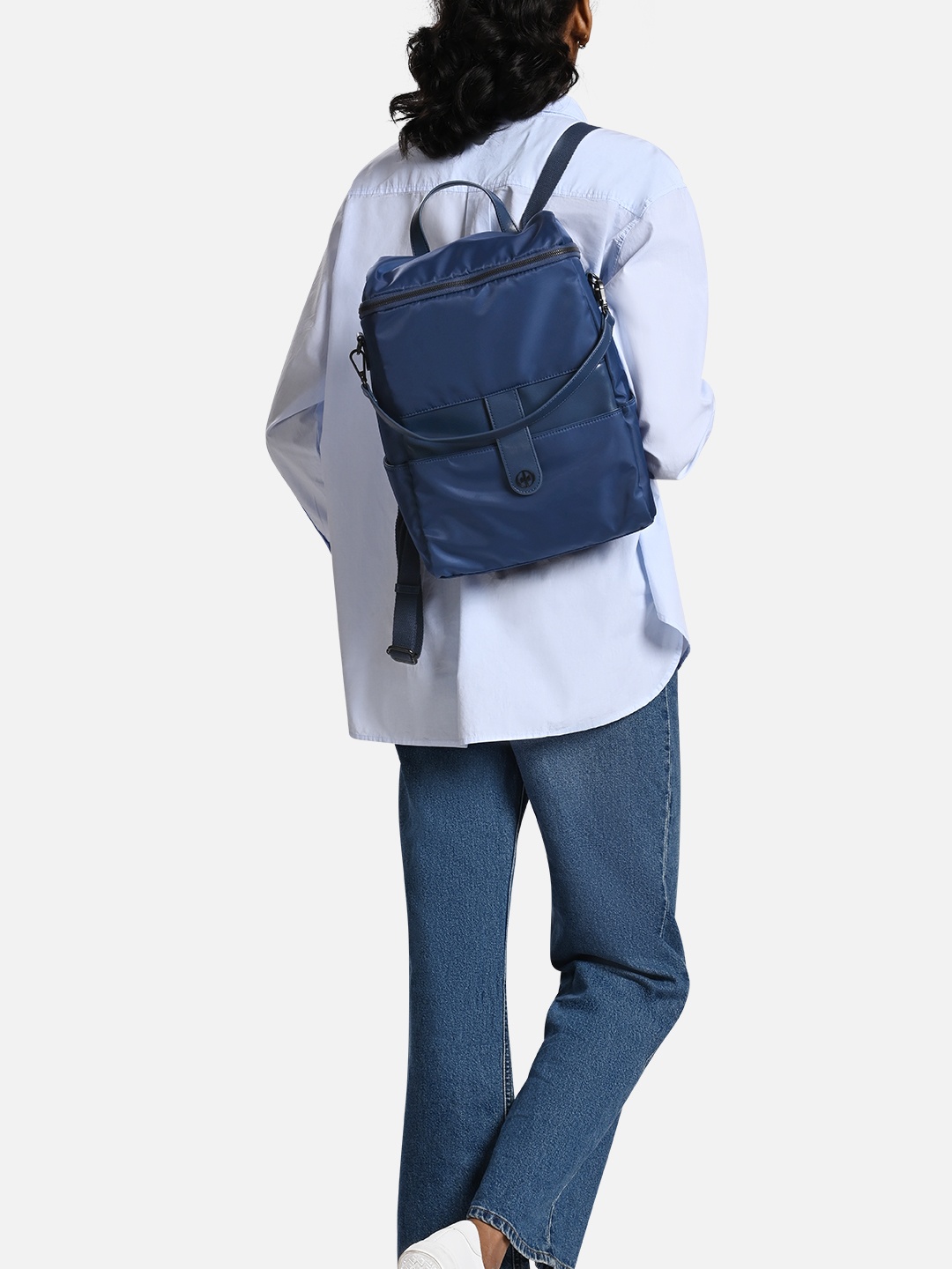 

IRTH Women Solid Backpack, Navy blue