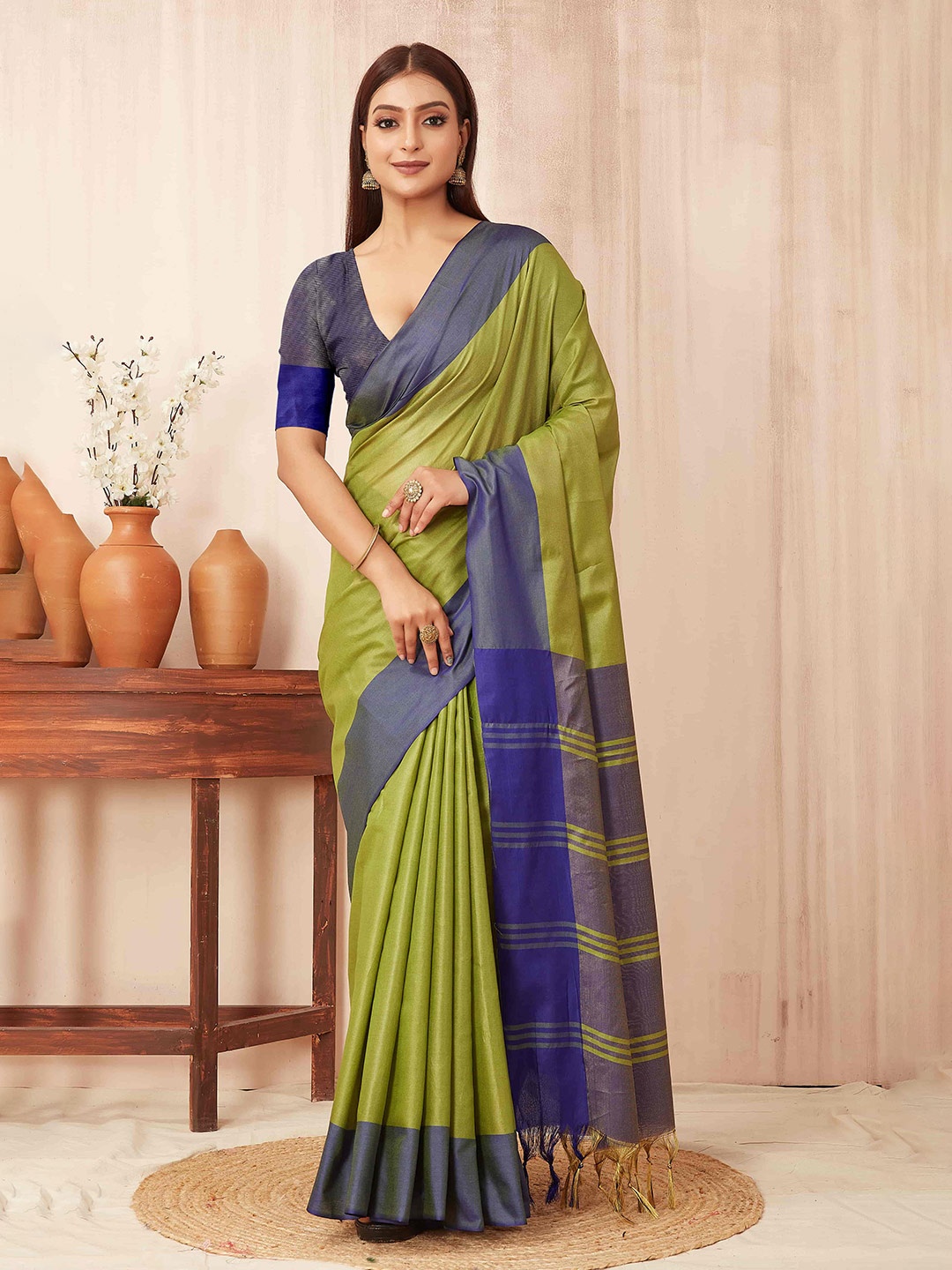 

Silk Land Woven Design Zari Banarasi Saree, Green