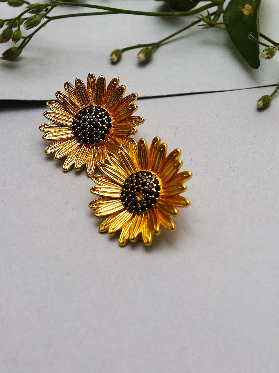 

VIRAASI Gold Plated Studs Earrings