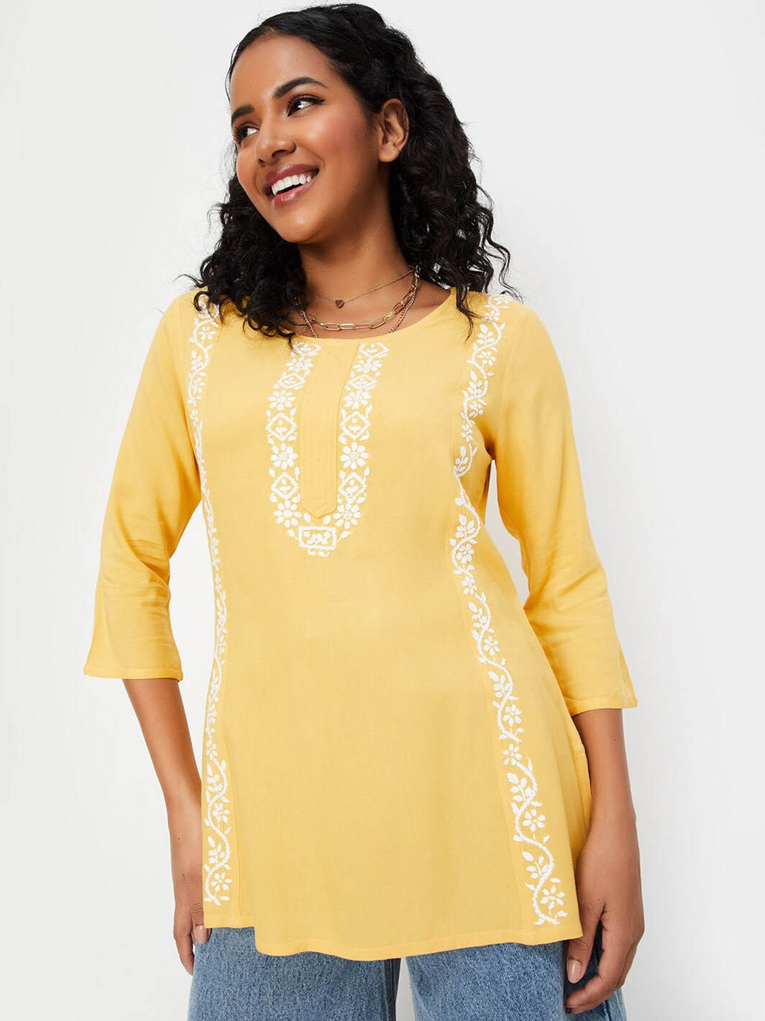 

max Floral Embroidered Round Neck Straight Kurti, Yellow