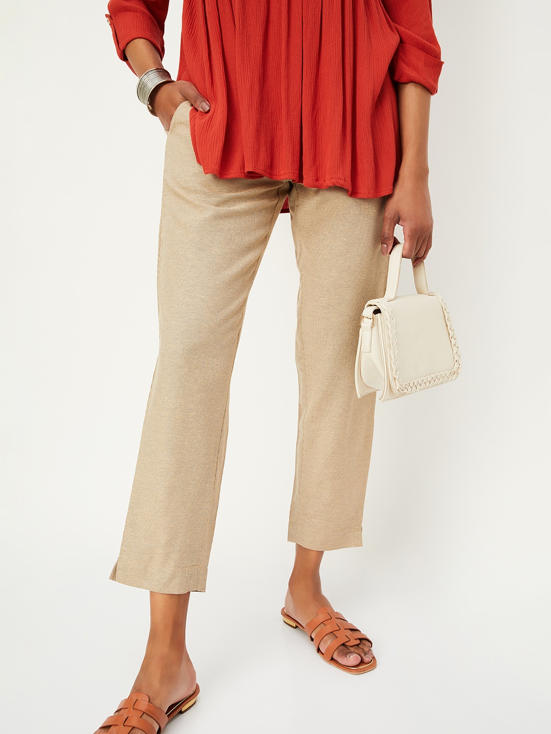 

max Women Textured Pleated Chinos Trousers, Beige