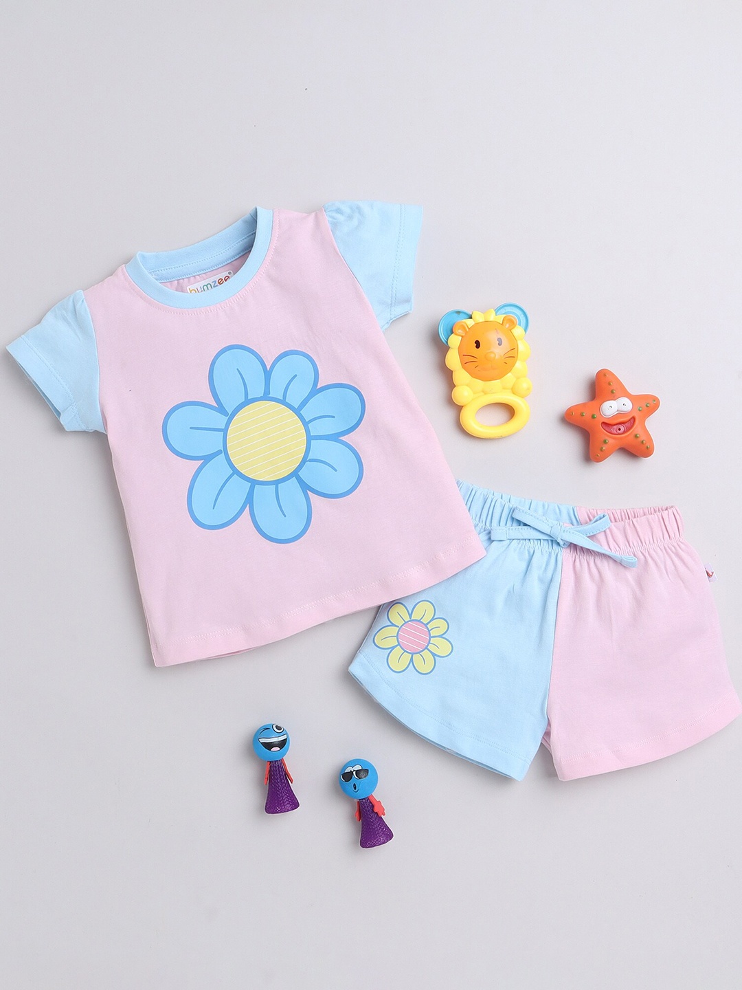 

BUMZEE Girls Floral Printed Pure Cotton T-shirt With Shorts, Blue