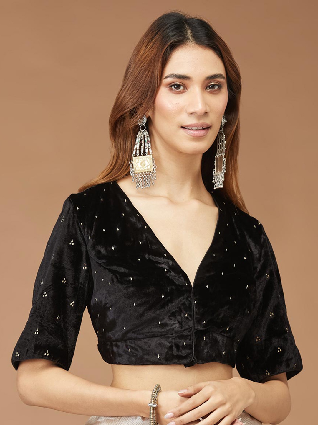 

Fabindia Sequinned Embellished V-Neck Saree Blouse, Black