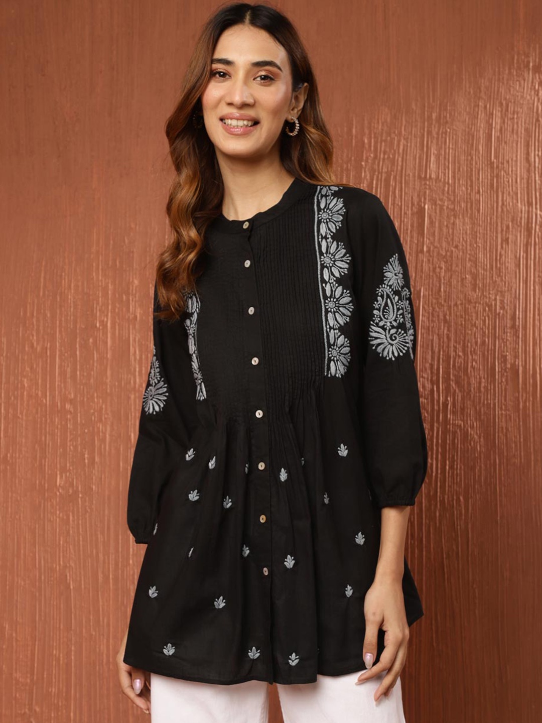 

Fabindia Embroidered Chikankari Detailed Cotton Tunic, Black
