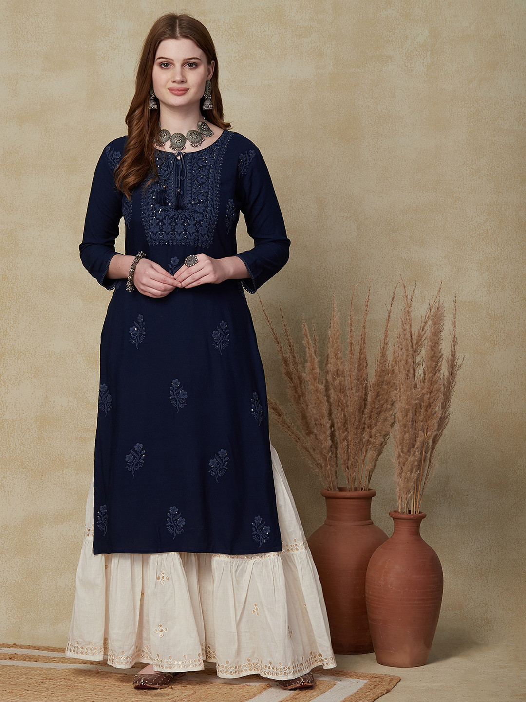 

FASHOR Round Neck Ethnic Motifs Embroidered A-Line Kurta, Navy blue