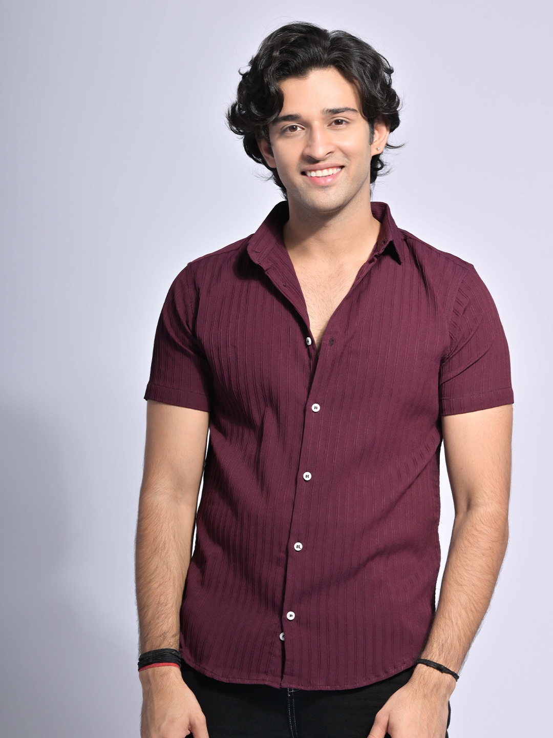 

PIRAMYD CLUB Classic Striped Spread Collar Short Sleeves Casual Shirt, Burgundy