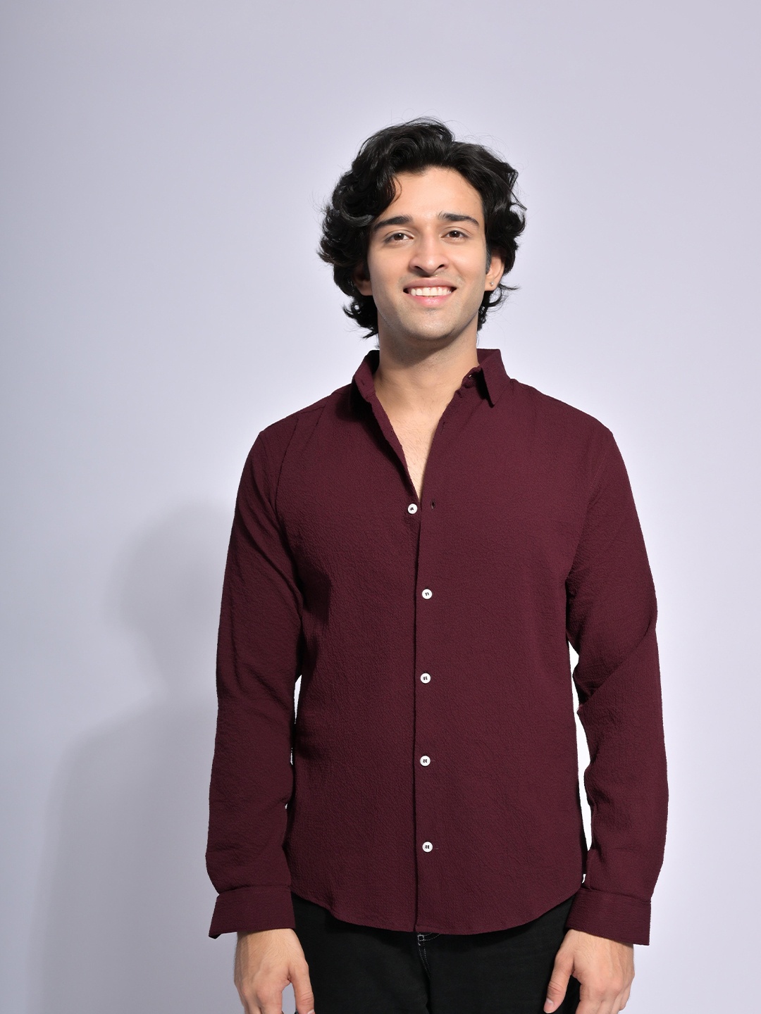 

PIRAMYD CLUB Classic Spread Collar Long Sleeves Casual Shirt, Maroon