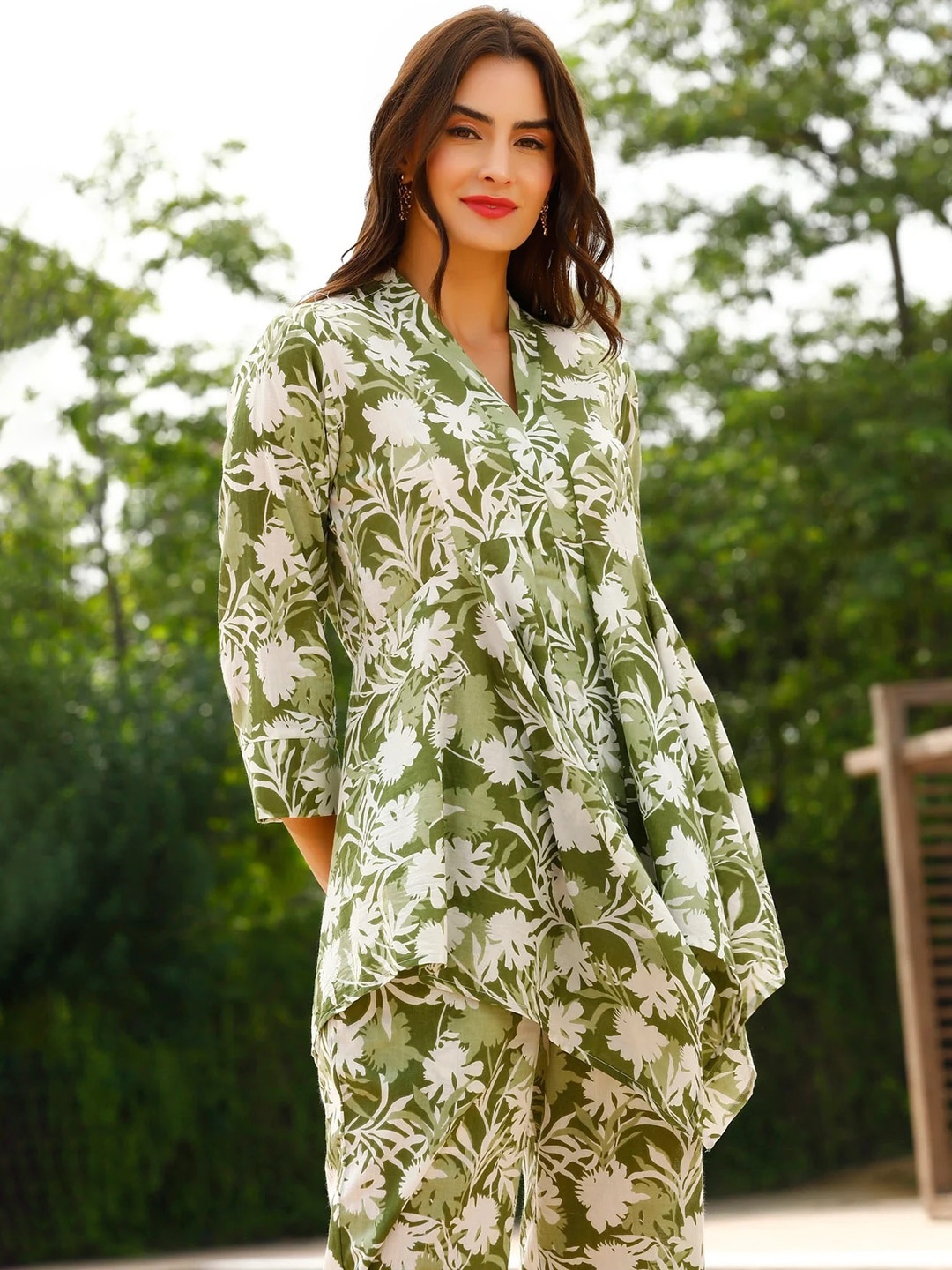 

Civamee Printed Tunic With Trousers Co-Ords, Green