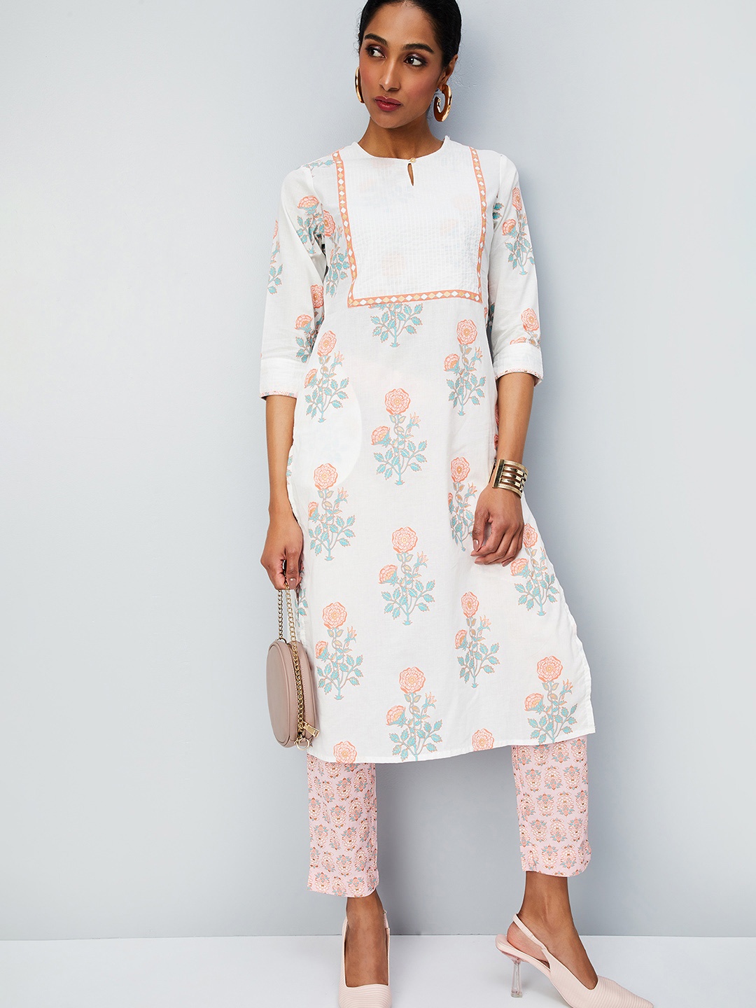 

max Women Floral Printed Regular Kurta with Trousers, White