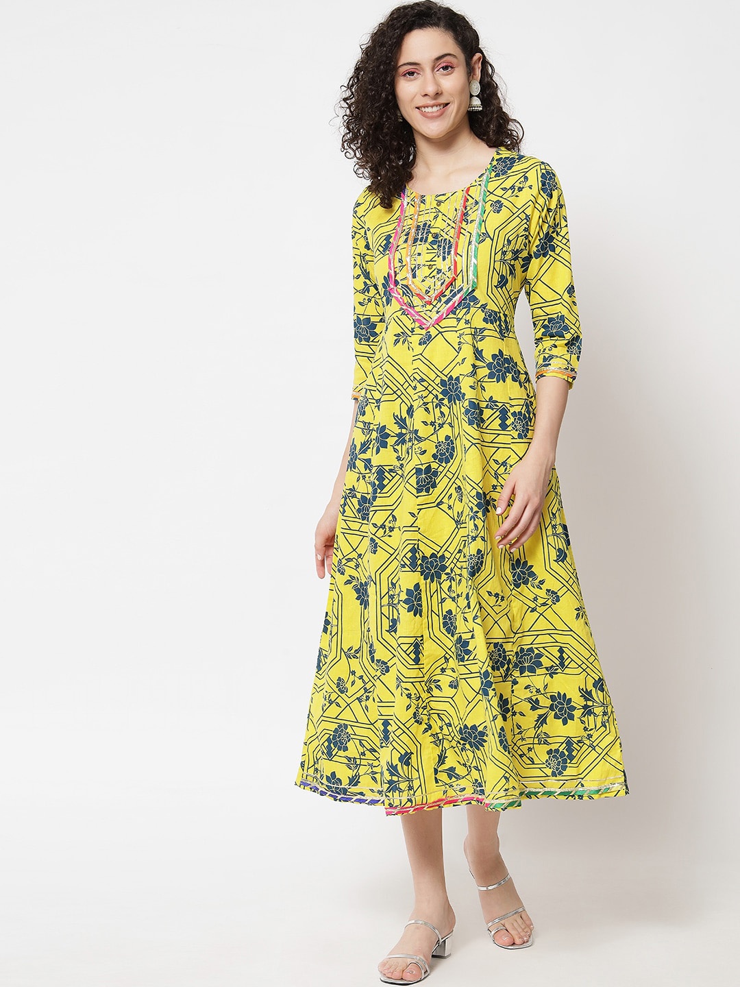 

AAYUMI Floral Printed Round Neck Thread Work Anarkali Kurta, Yellow