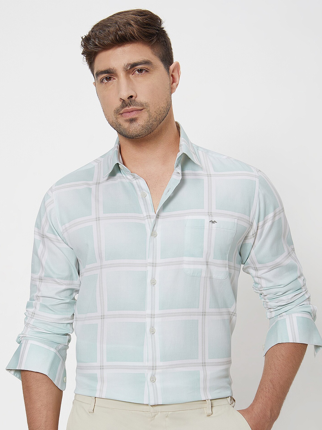 

Mufti Windowpane Checks Spread Collar Slim Fit Opaque Cotton Casual Shirt, Green