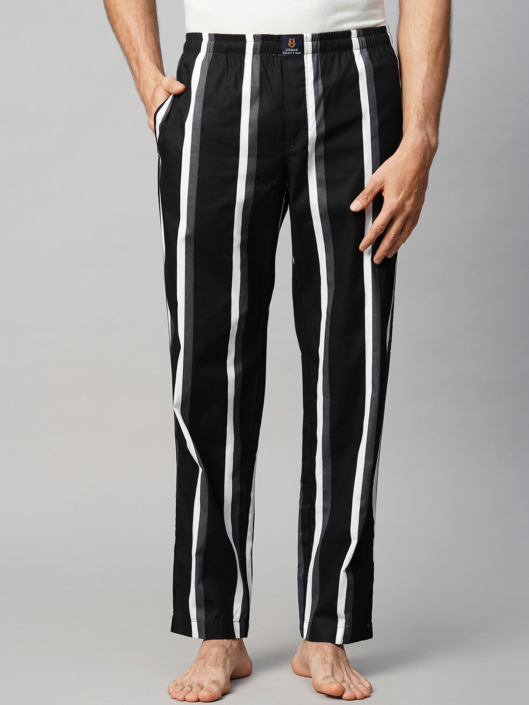 

URBAN SCOTTISH Men Striped Pure Cotton Lounge Pant, Black