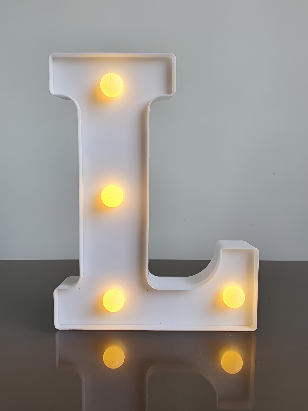 

Satyam Kraft White Acrylic Contemporary Alphabet Shaped Led Lamp
