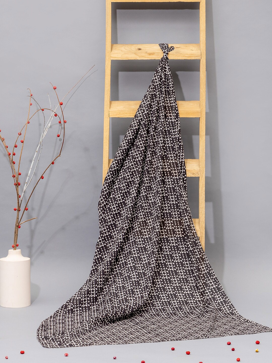 

Contrast Living Printed Pure Cotton Scarf, Black