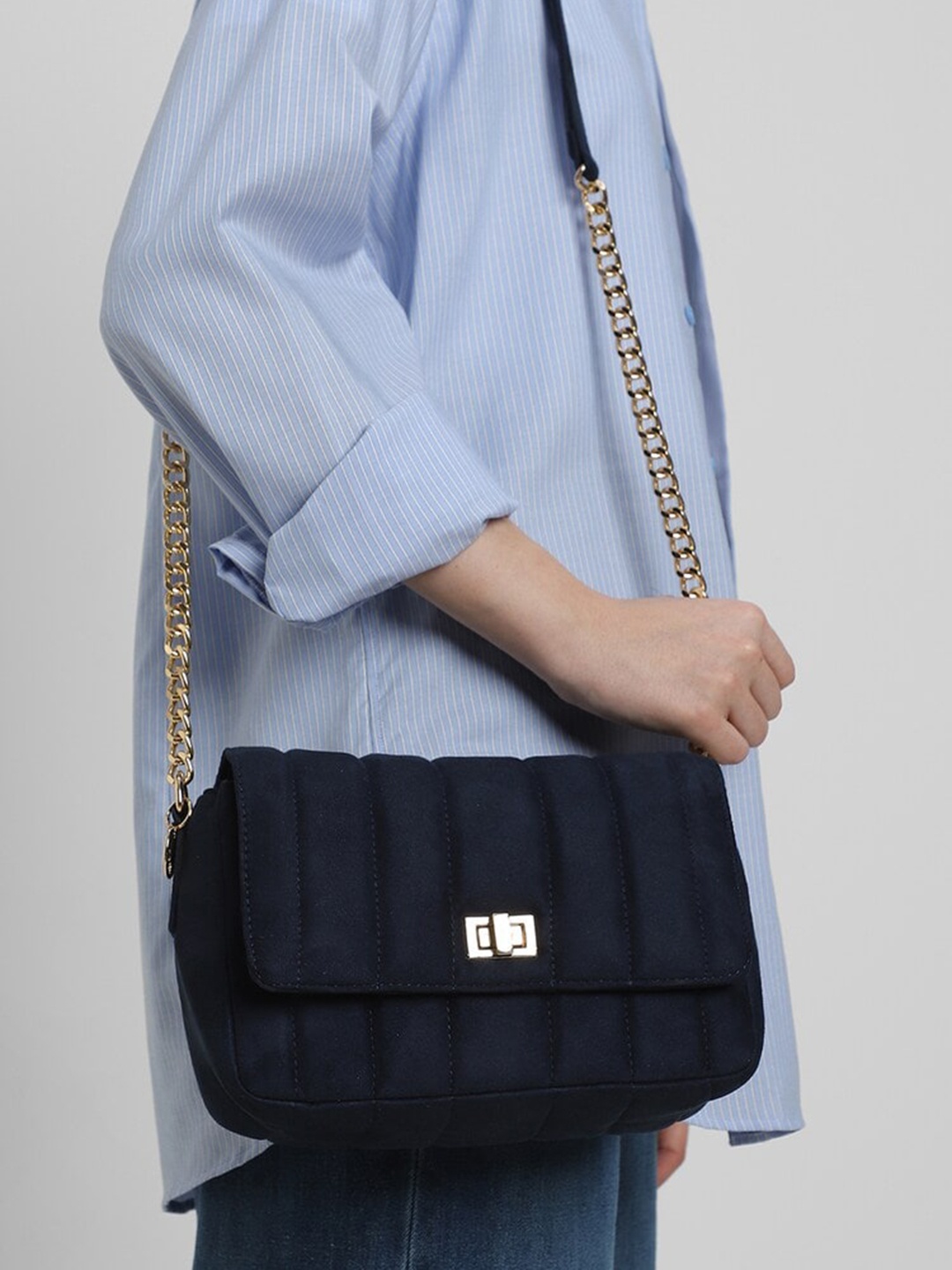 

FOREVER 21 Textured Structured Sling Bag, Navy blue