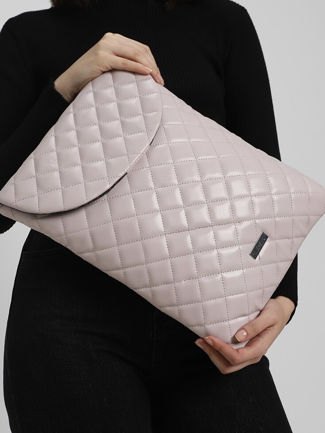 

FOREVER 21 Textured Quilted Envelope Clutch, Pink