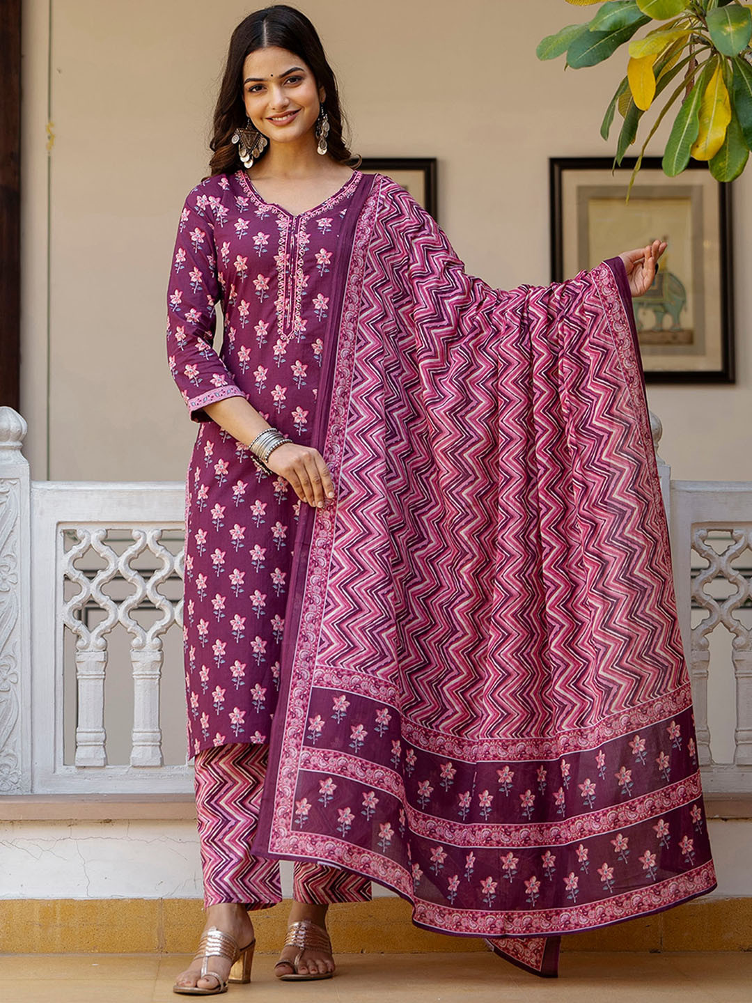 

OMASK Floral Printed Beads & Stones Pure Cotton Kurta With Trousers & Dupatta, Purple