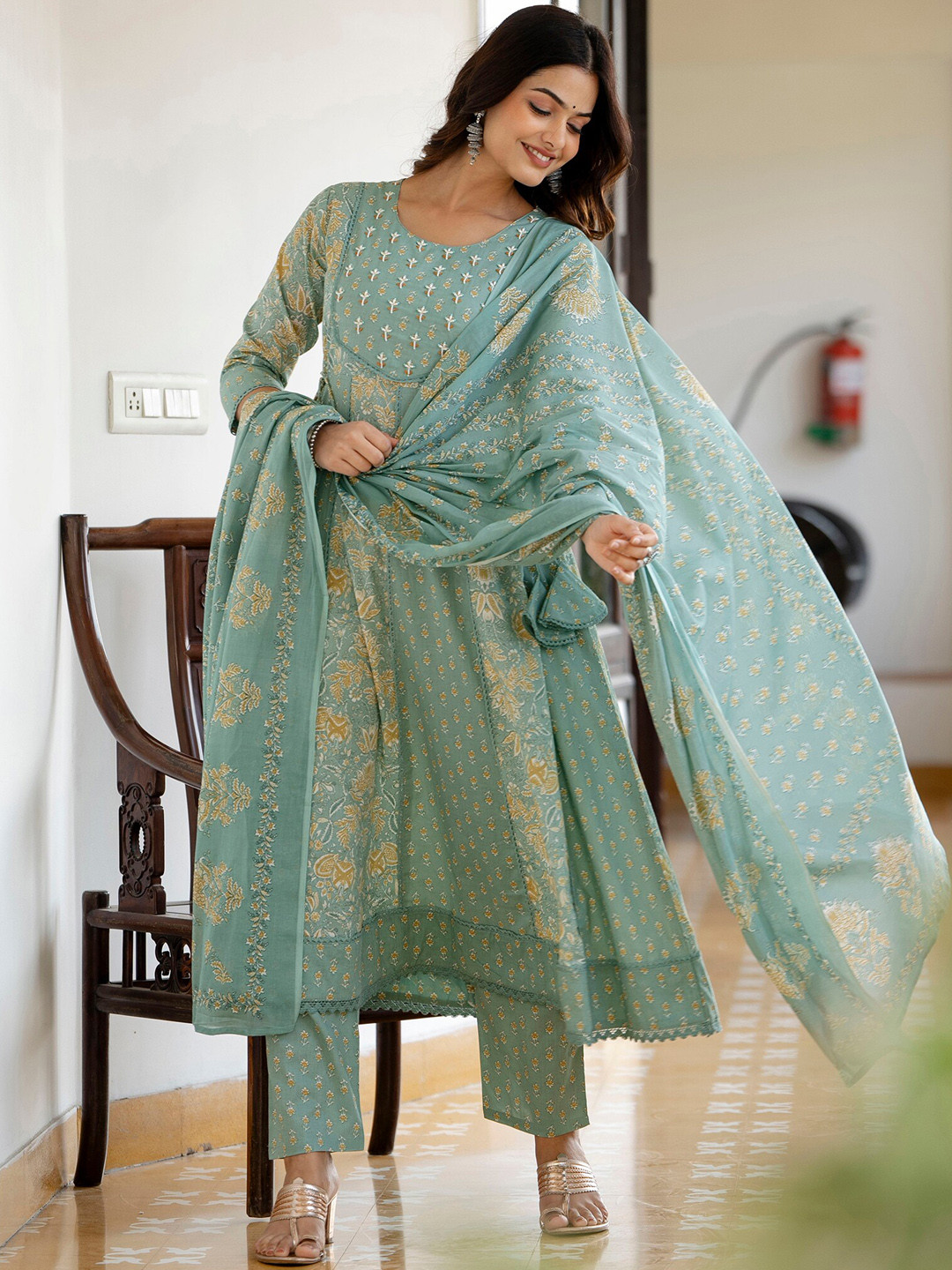 

OMASK Floral Printed Round Neck Pure Beads Worked Cotton Kurta with Pyjamas & With Dupatta, Green