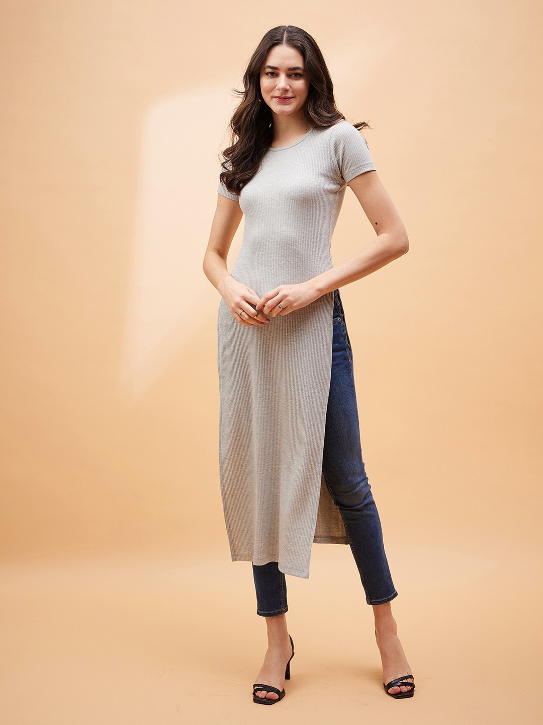 

SASSAFRAS BASICS Striped Longline Cotton Top, Grey