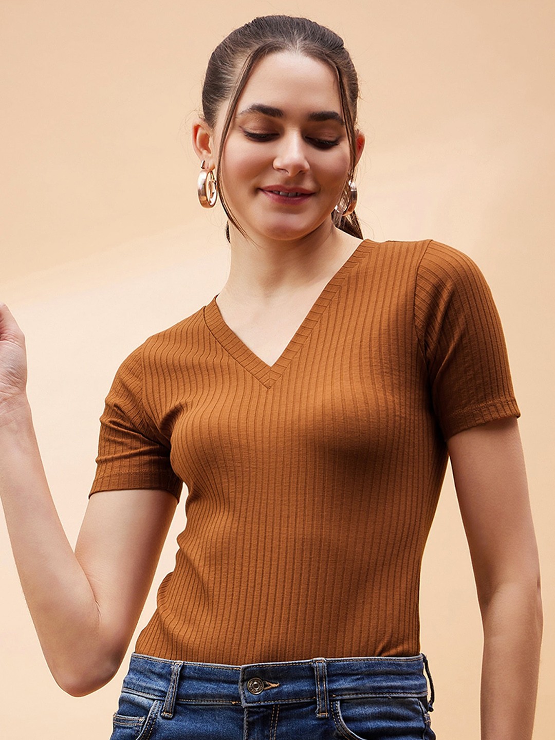 

SASSAFRAS BASICS Brown Ribbed V Neck Bodysuit