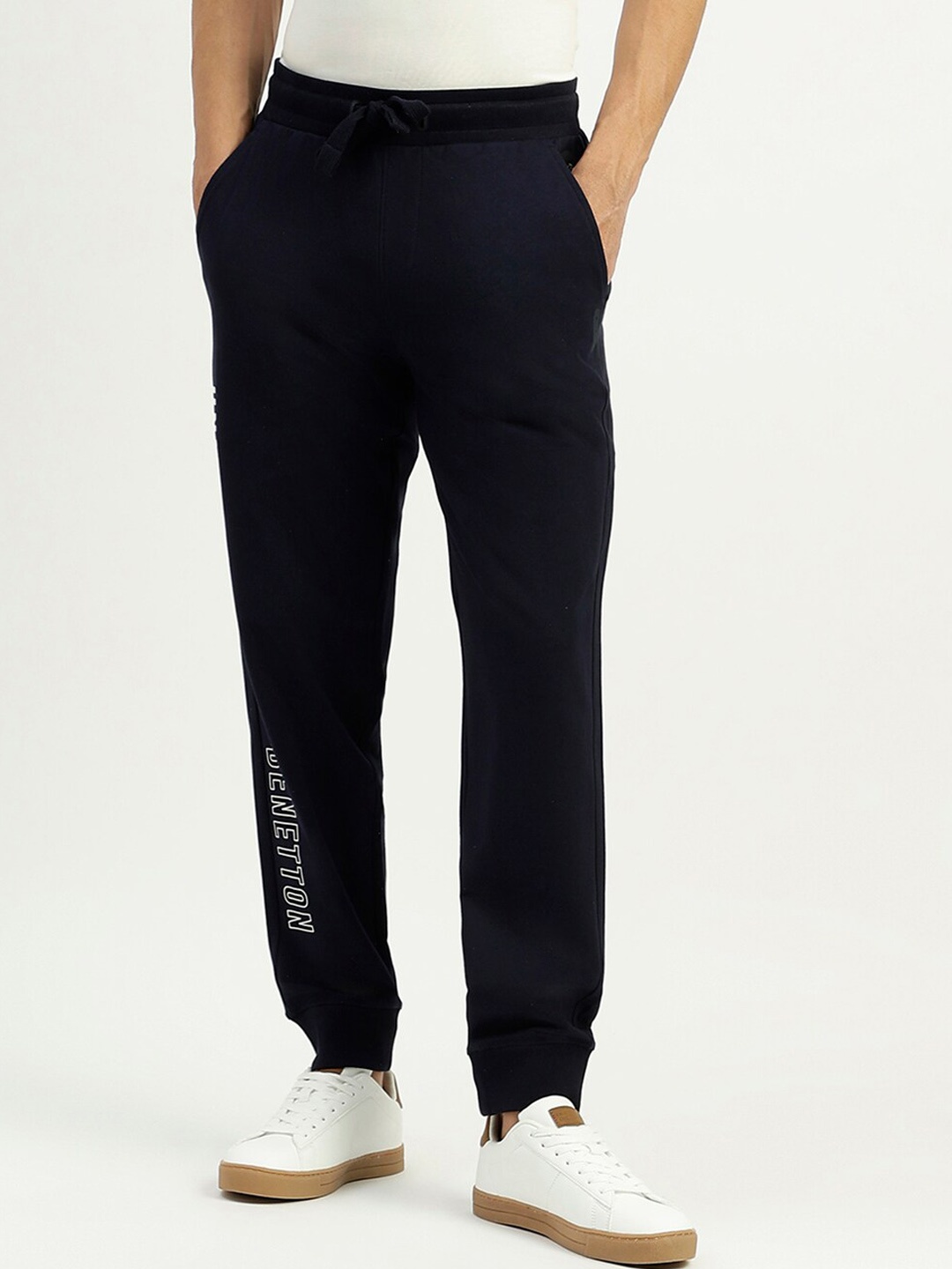 

United Colors of Benetton Men Mid Rise Joggers, Blue