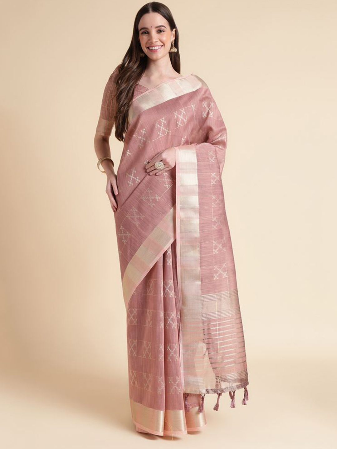 

Mitera Striped Woven Design Zari Organza Saree, Peach