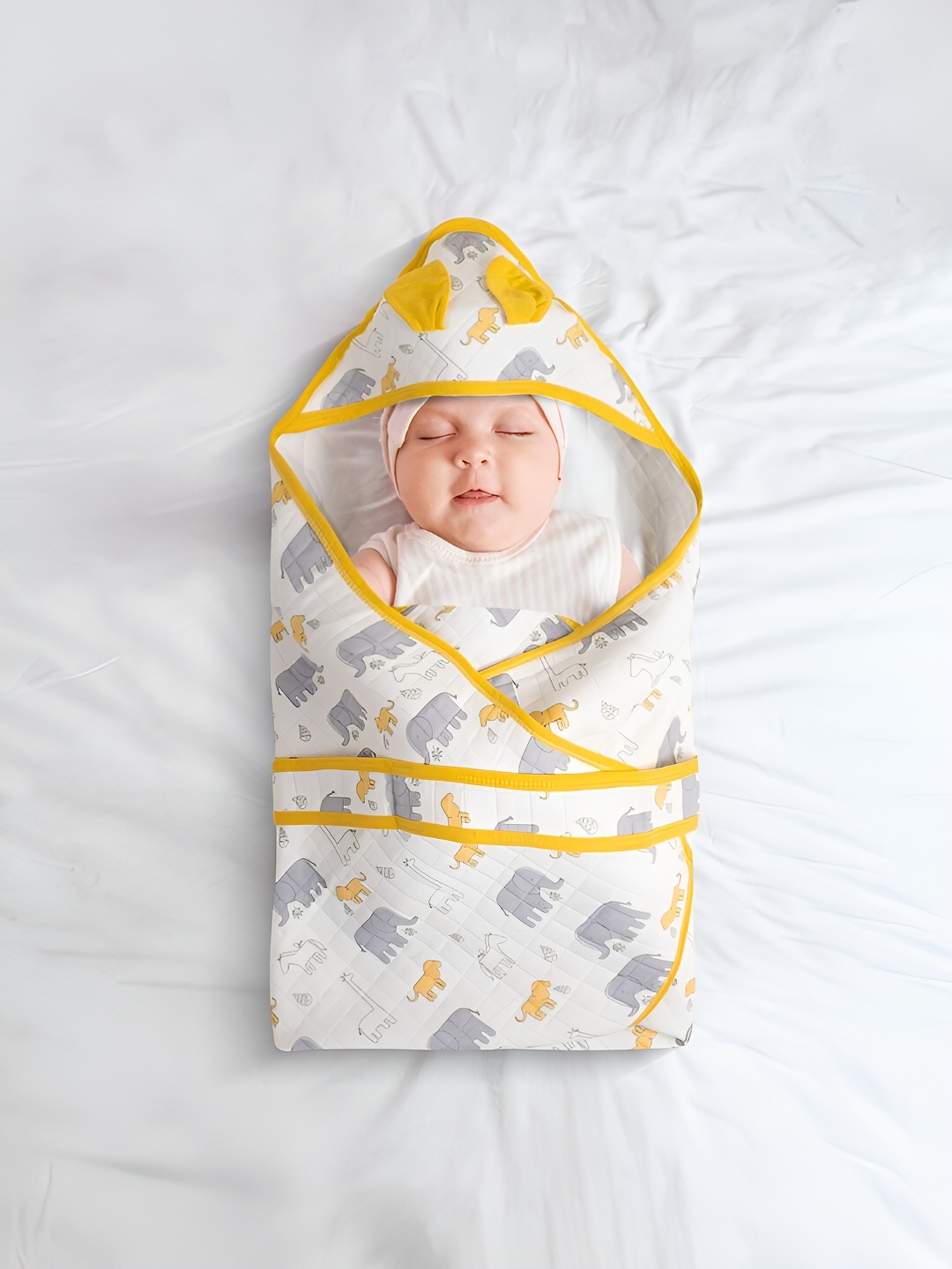 

Baby Moo Mustard & White Cartoon Characters Cotton Single Bed Blanket