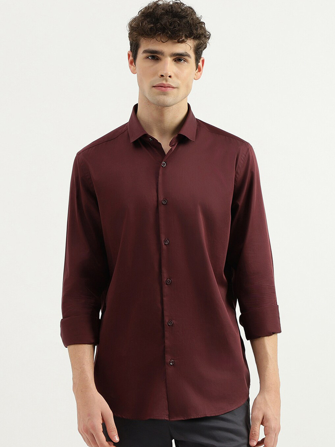 

United Colors of Benetton Slim Fit Spread Collar Long Sleeves Casual Shirt, Maroon