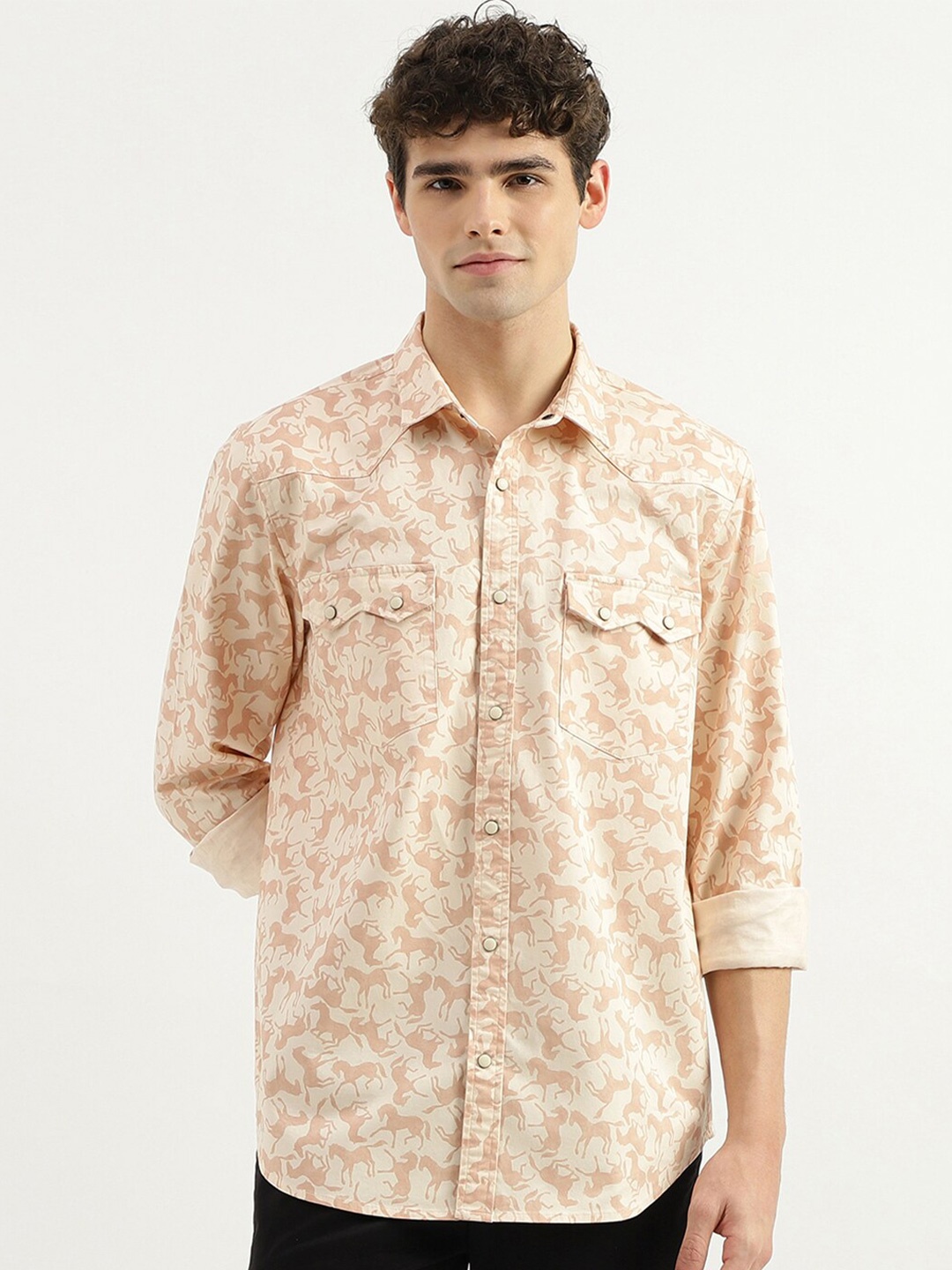 

United Colors of Benetton Animal Printed Cotton Spread Collar Curved Casual Shirt, Orange