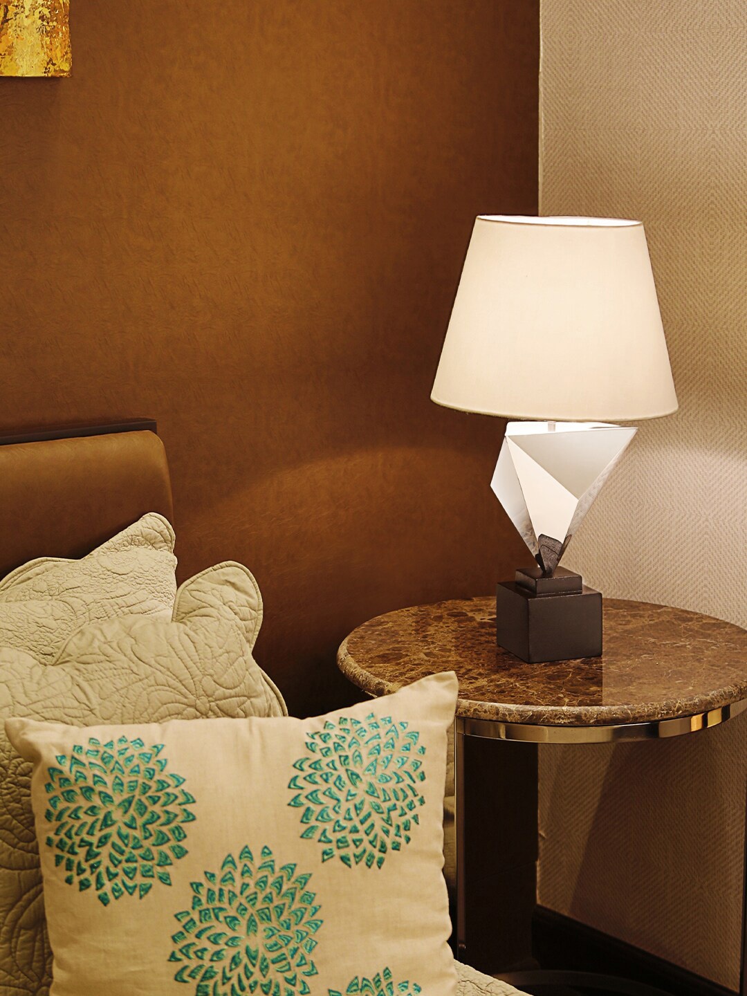 

Perenne Design Silver Toned & White Metal Table Lamp