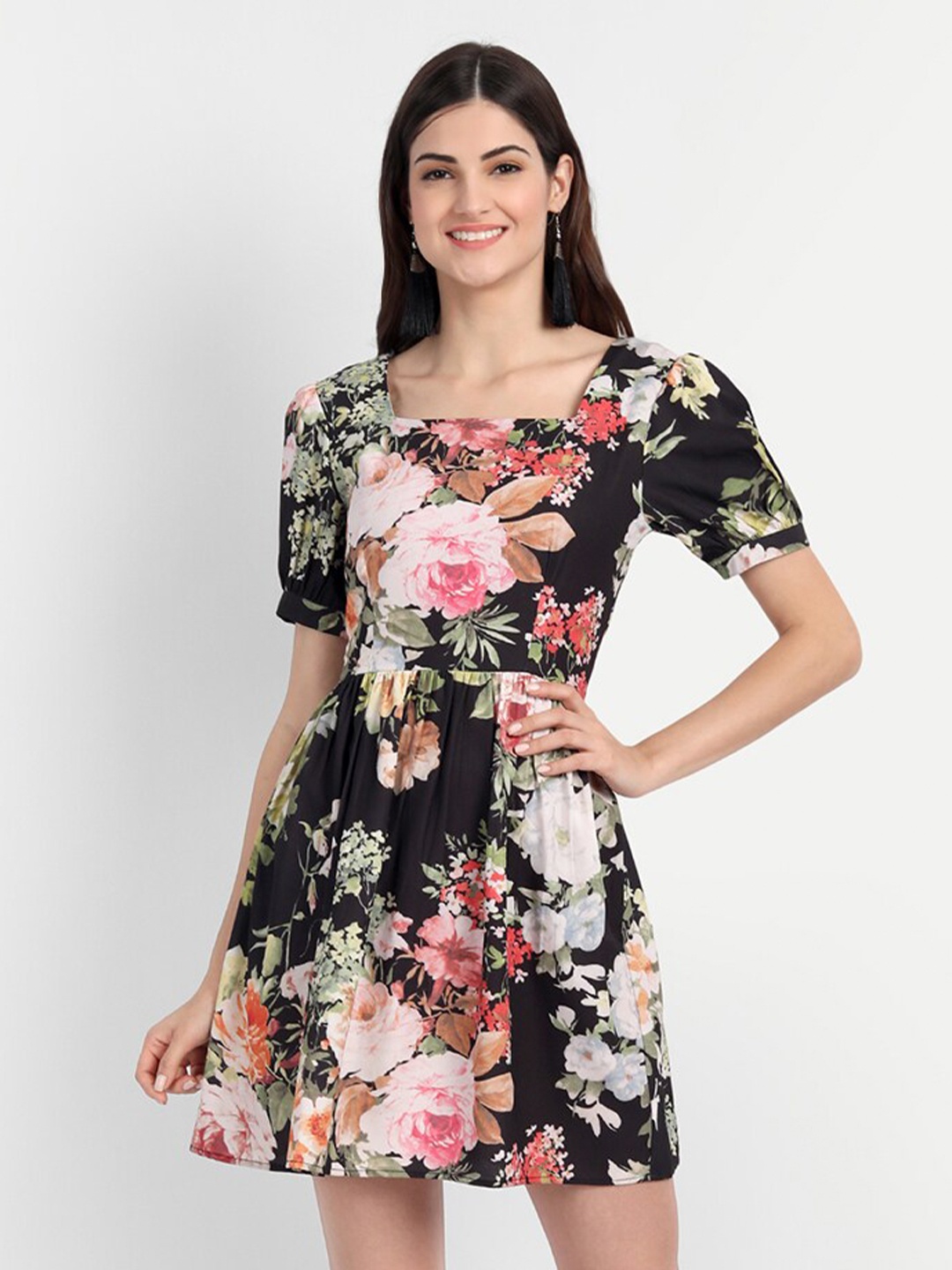 

BELAVINE Floral Print Puff Sleeve Fit & Flare Dress, Black