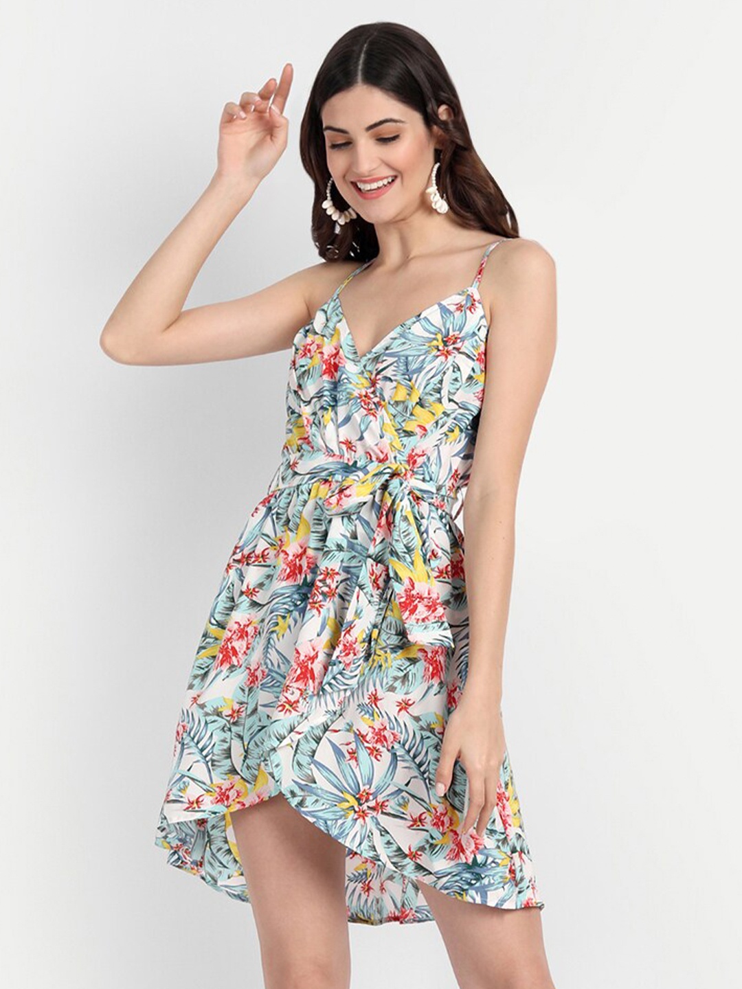 

BELAVINE Floral Print Shoulder Straps Sleeveless Opaque Fit & Flare Dress With A Belt, White