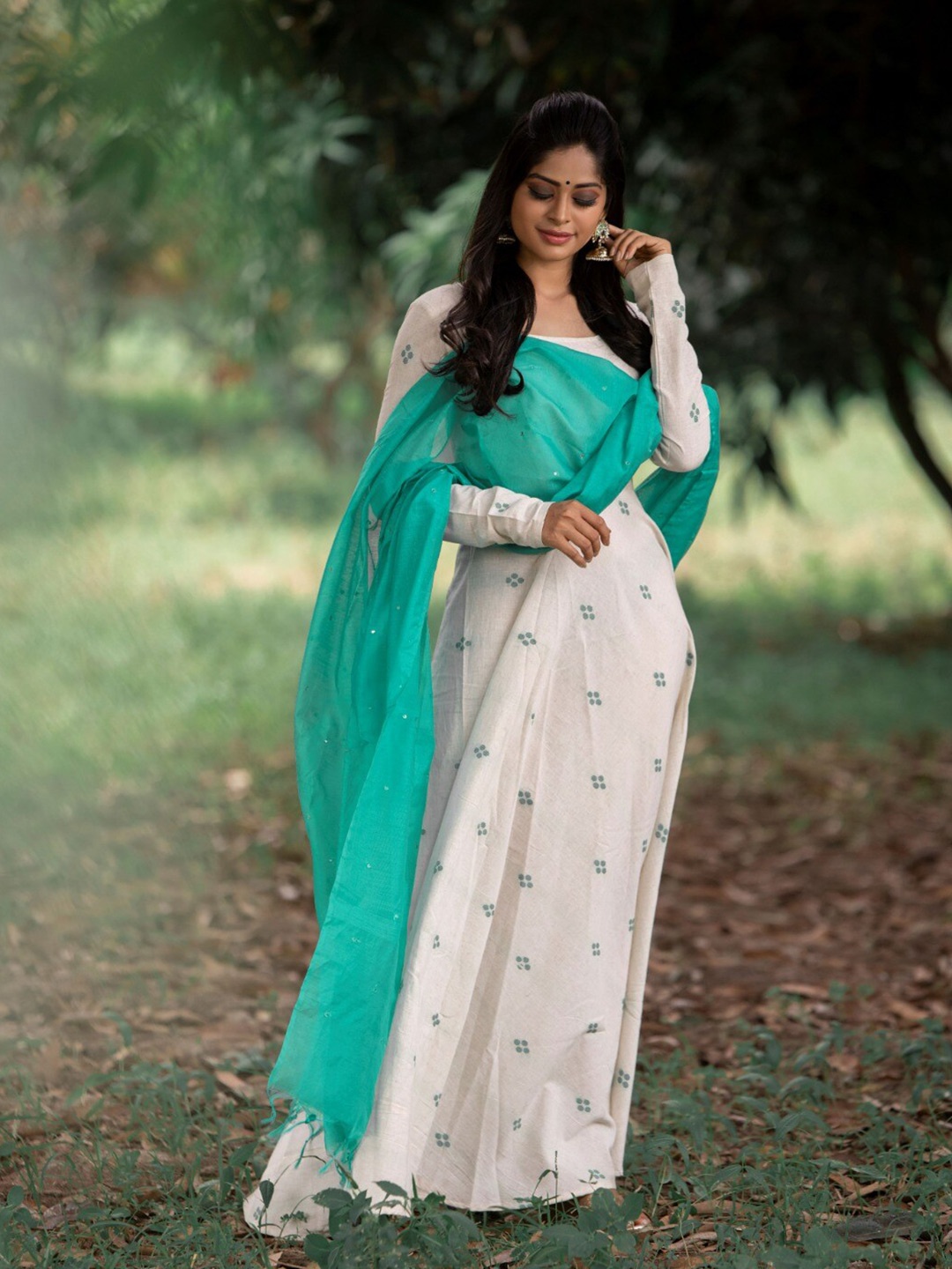 

Vinya Floral Printed Tie-Ups Cotton A-Line Dress With Dupatta, Off white