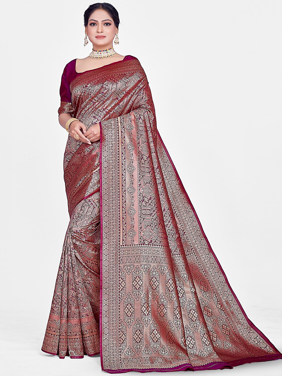 

HOMIGOZ Ethnic Motifs Woven Design Zari Banarasi Saree, Purple