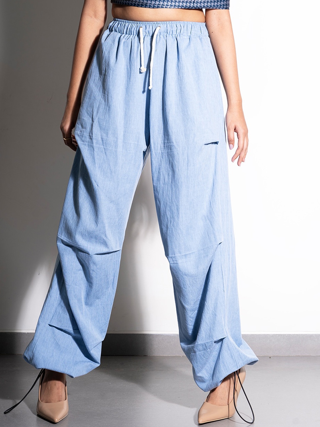 

Ostilos Women Loose Fit Low Rise Denim Joggers, Blue