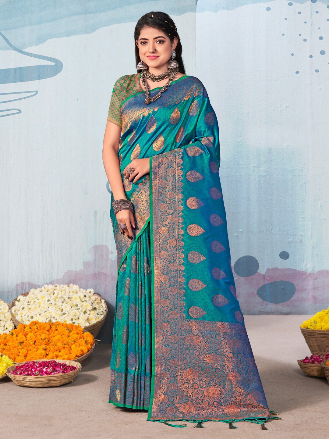 

Mitera Ethnic Motifs Woven Design Zari Banarasi Saree, Sea green