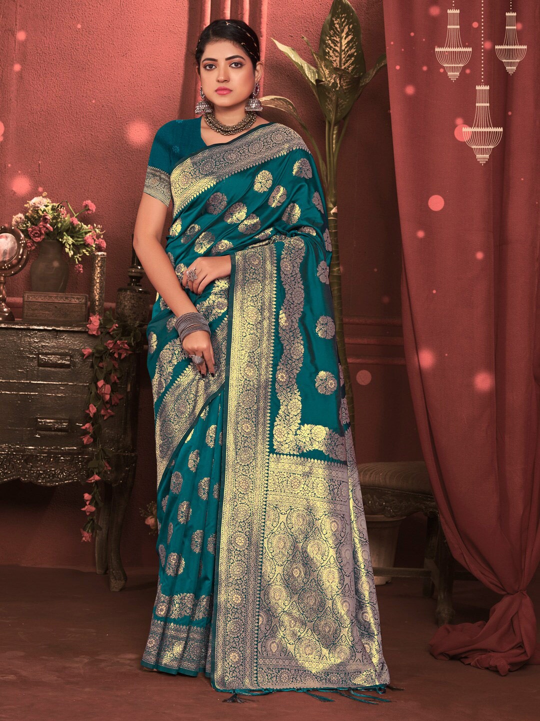 

Mitera Ethnic Motifs Woven Design Zari Saree, Sea green