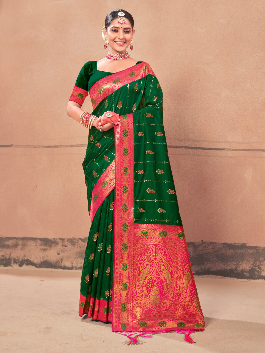 

Mitera Ethnic Motifs Woven Design Zari Saree, Green