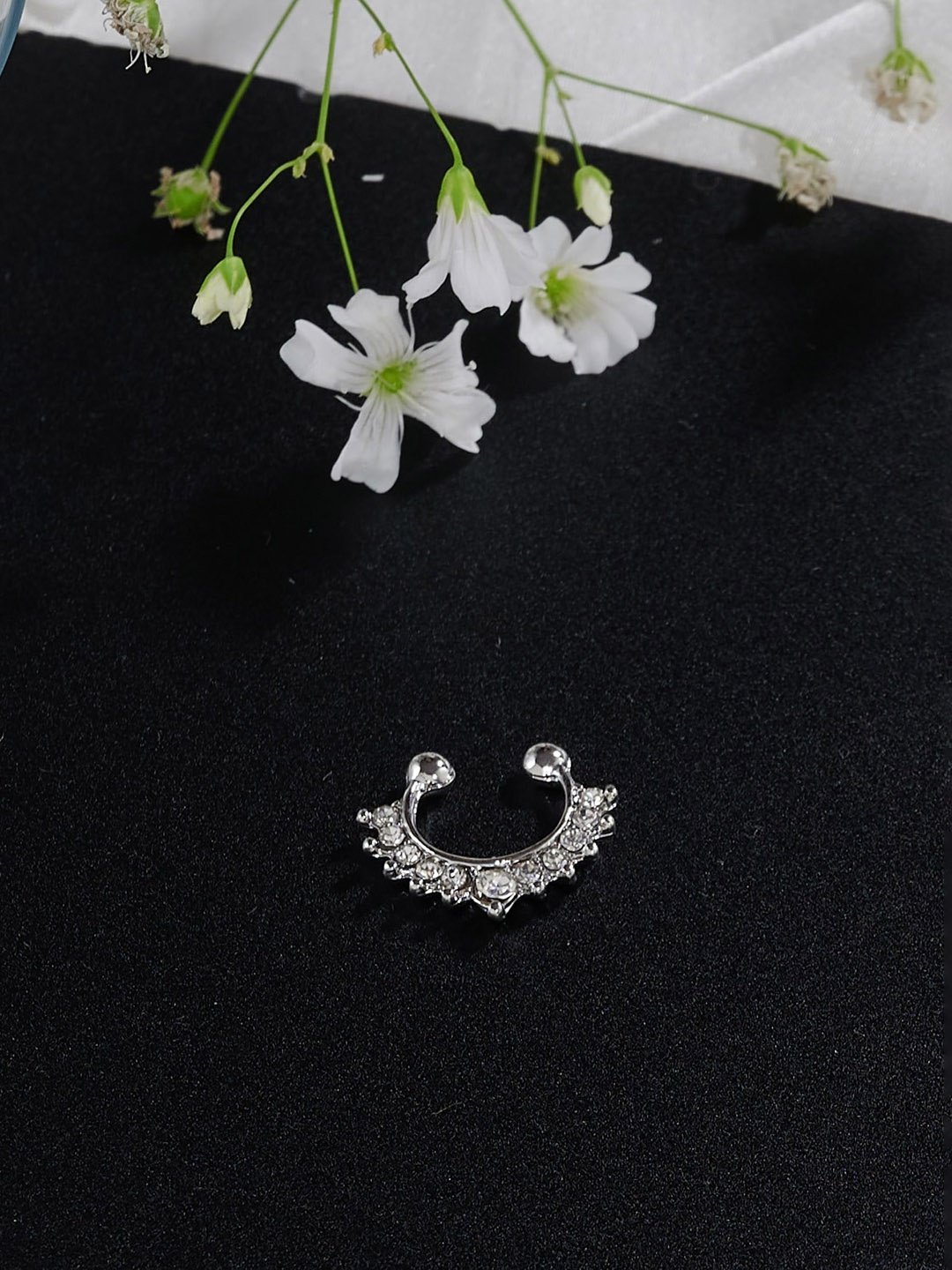 

ISHKAARA Gold-Plated Crystal Septum Nosepin