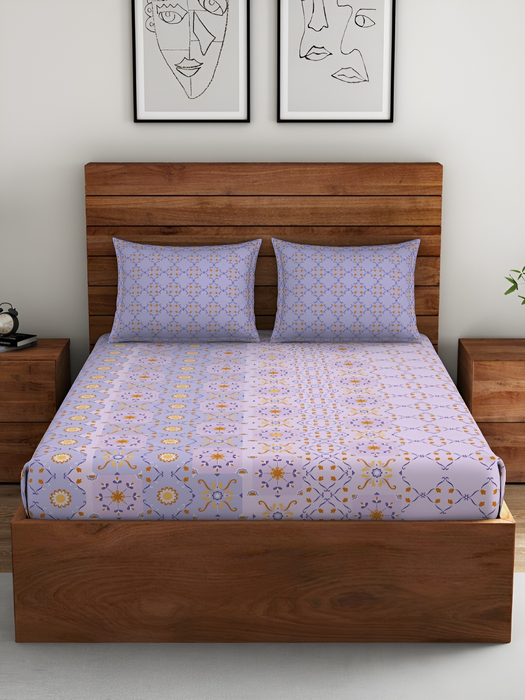 

SPACES Morroccan Violet Ethnic Motifs Cotton 130 TC King Bedsheet & 2 Pillow Covers