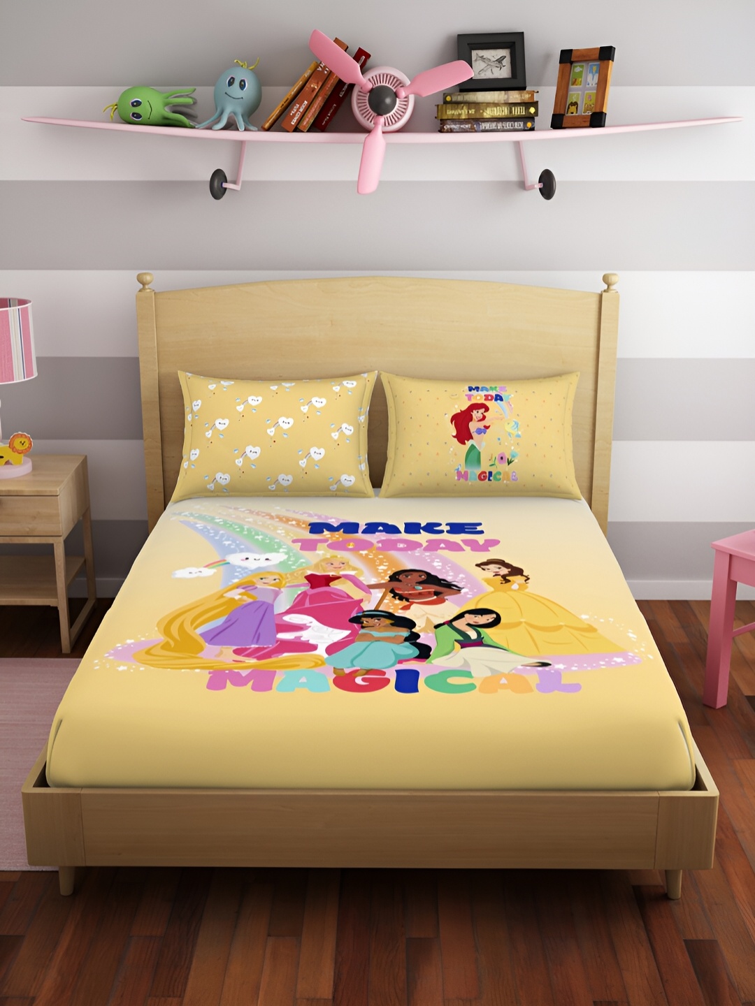 

SPACES Yellow & Pink Disney Princess Cotton 180 TC King Bedsheet With 2 Pillow Covers