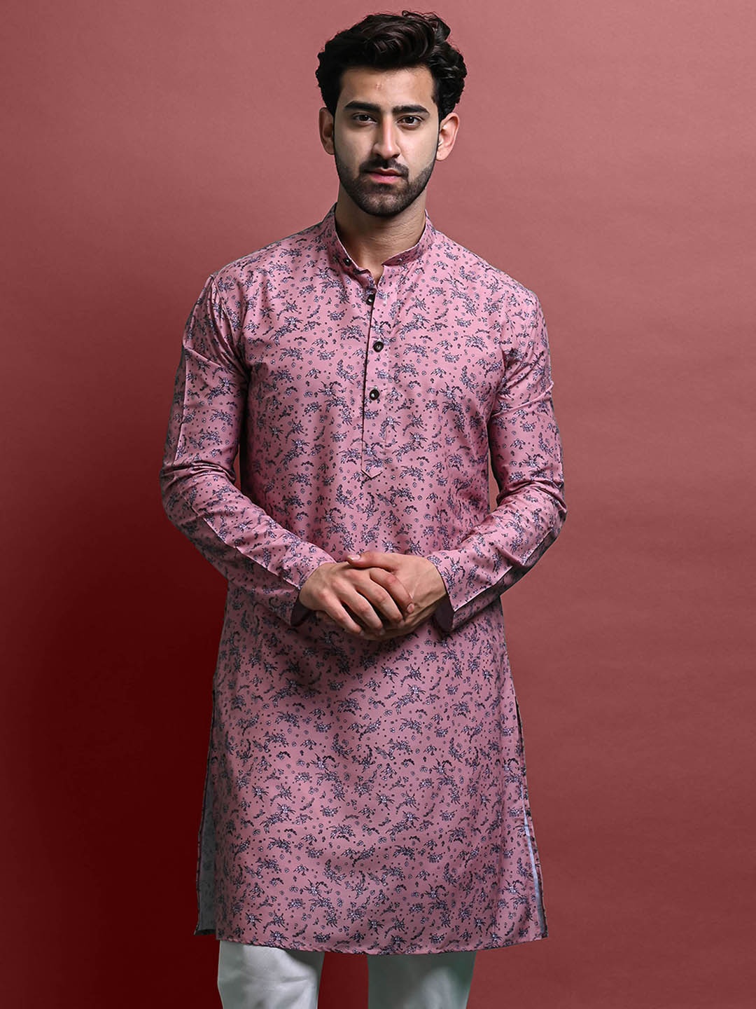 

VESHAM Floral Printed Mandarin Collar Straight Kurta, Pink