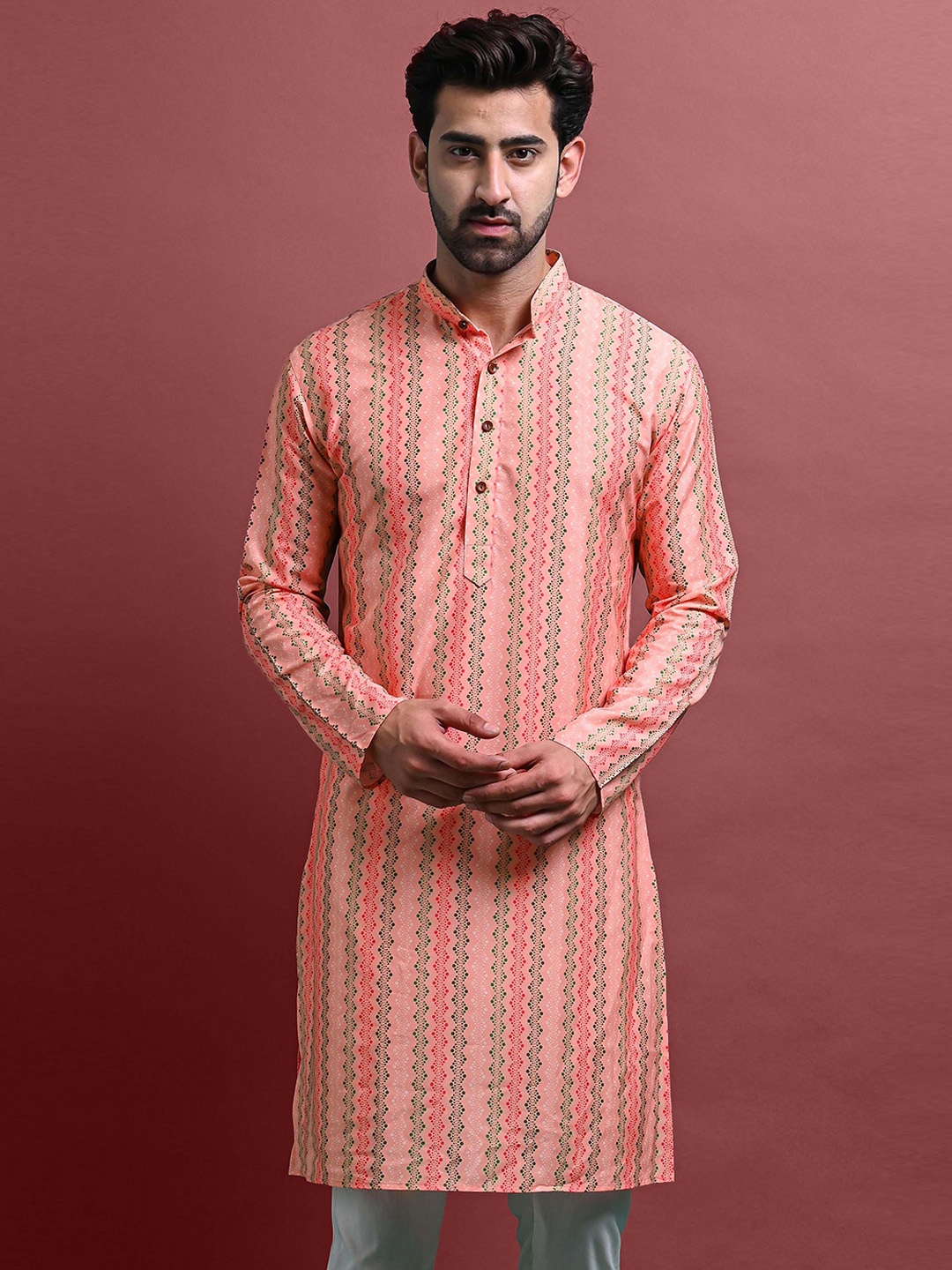 

VESHAM Ethnic Motifs Printed Mandarin Collar Kurta, Orange
