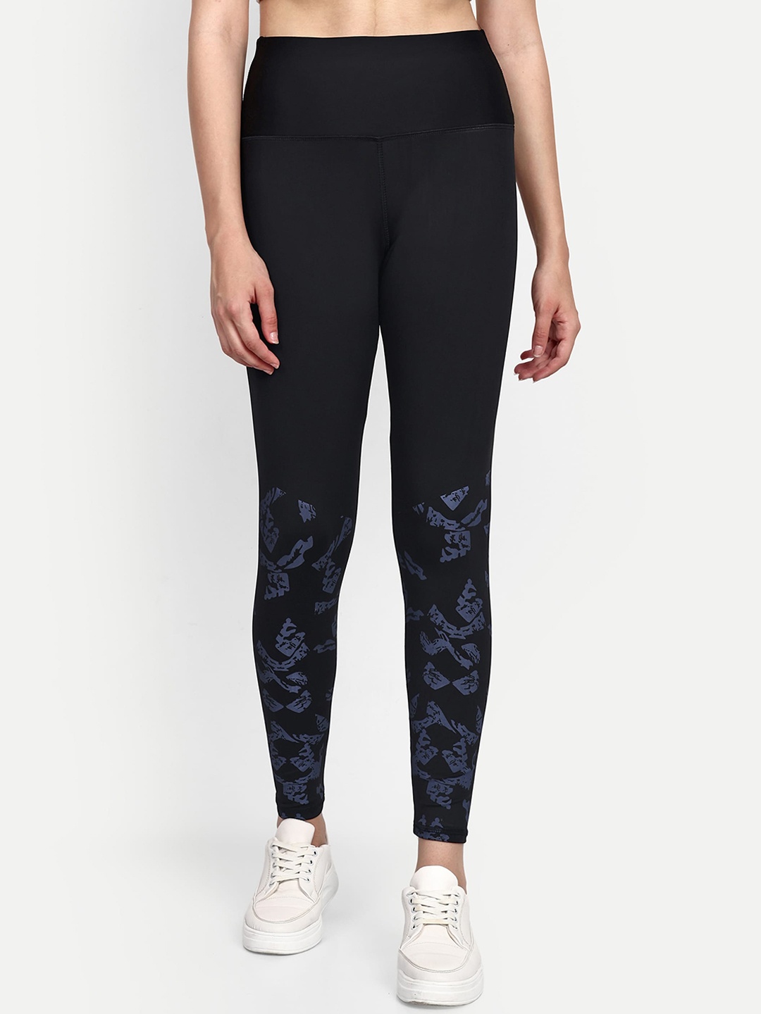 

Fenoix Women Ankle Length Dry Fit Sports Tights, Black