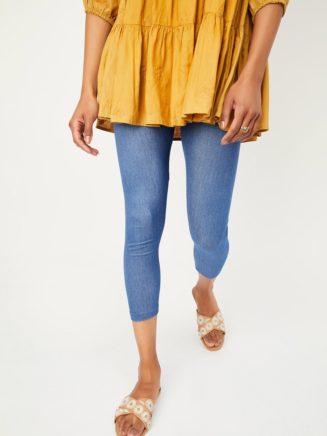 

max Three Fourth-Length Jeggings, Blue