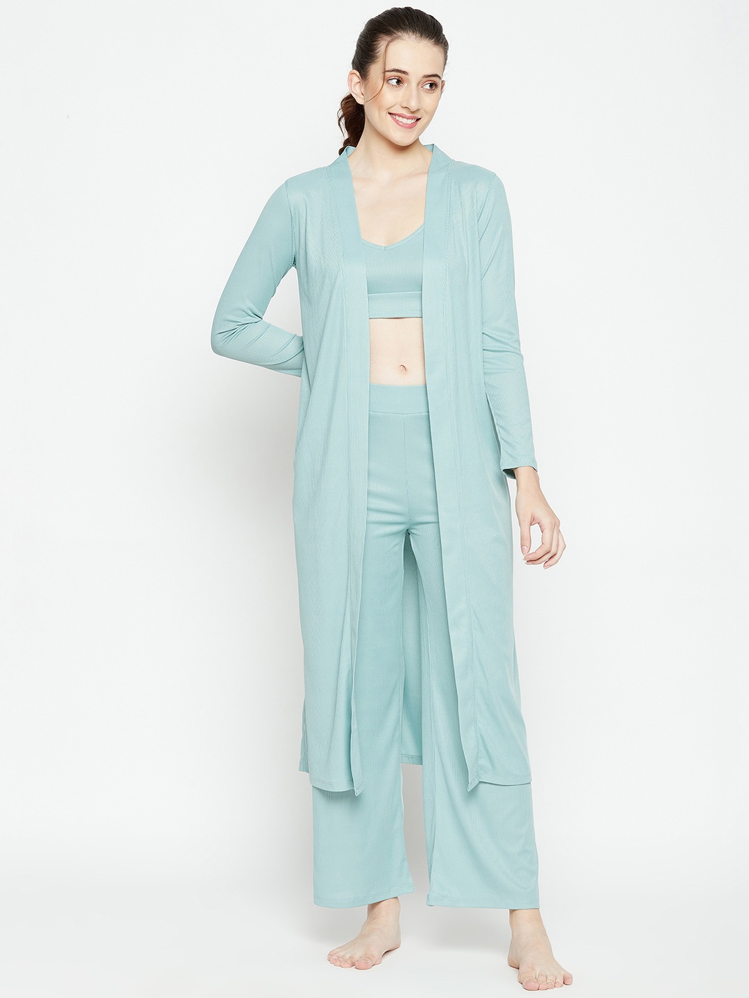 

CHILL WINSTON Crop Top & Trousers With Shrug, Sea green